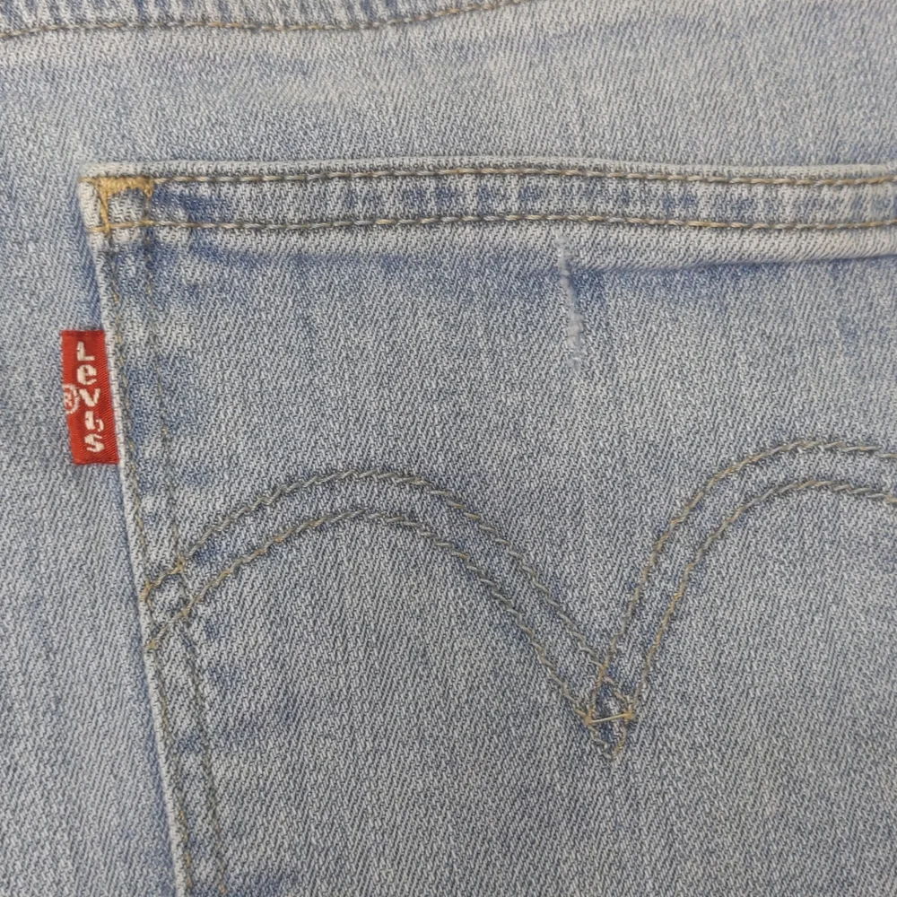 Leviś Strauss Jean  shorts distressed Shorts size 29